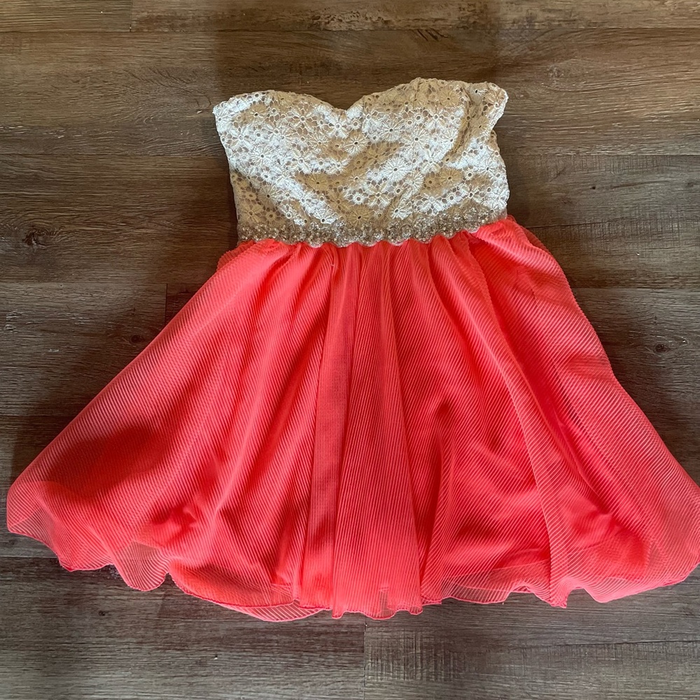 Women’s Strapless Deb Dress with Coral Skirt Size 9